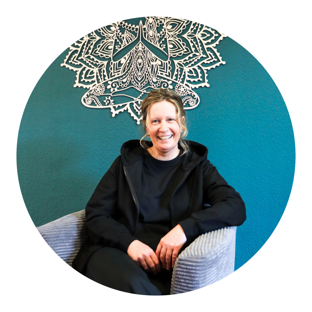 VAYANA Teamfoto Nadine